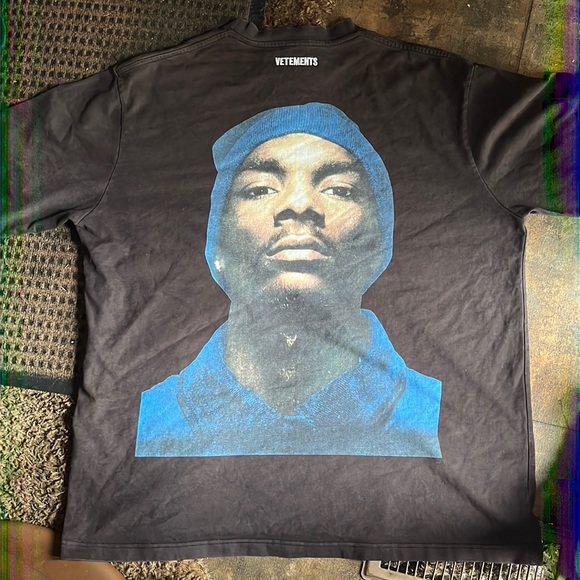 never worn  xxl  just tryna get rid of some of my drip. I can work out a price
